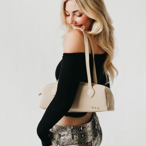 Pretty Simple Sally Suede Barrel Bag/Oat